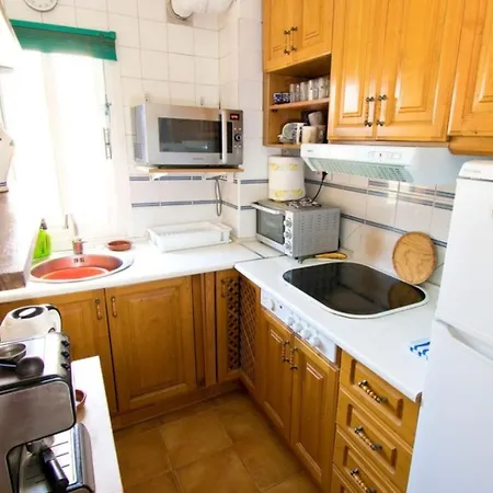 Attractive In Excellent Location Διαμέρισμα Benalmádena