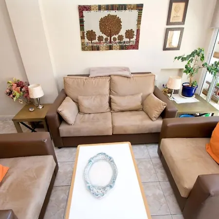 Attractive In Excellent Location Διαμέρισμα *